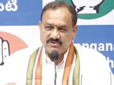 Modi is pretending to be emotional, says PCC Chief Mahesh