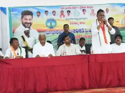 MP Mallu Ravi Presents Bhū Bhārati Act as Key Solution to Farmers’ Land Problems at Alampur Awareness Event
