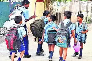 Parents in Delhi Protest Against School Fee Increase, Call for Action