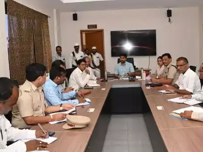Rice millers must finish tasks quickly, says Collector Venkatesh Dhotre
