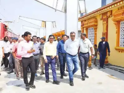 SCR officials examine Kurnool City to Secunderabad railway section