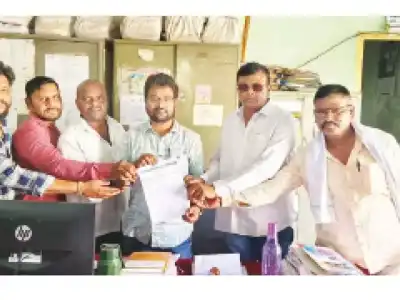 Sirpur Paper Mill workers demand union elections