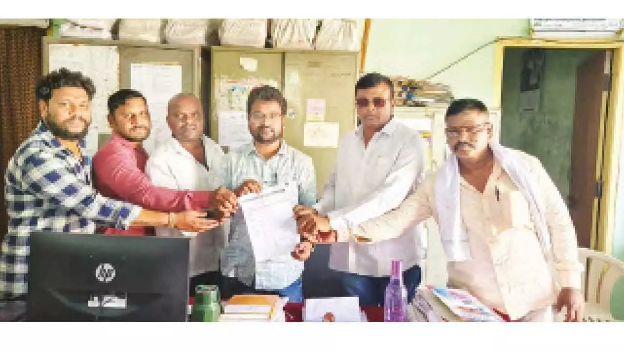 Sirpur Paper Mill workers demand union elections