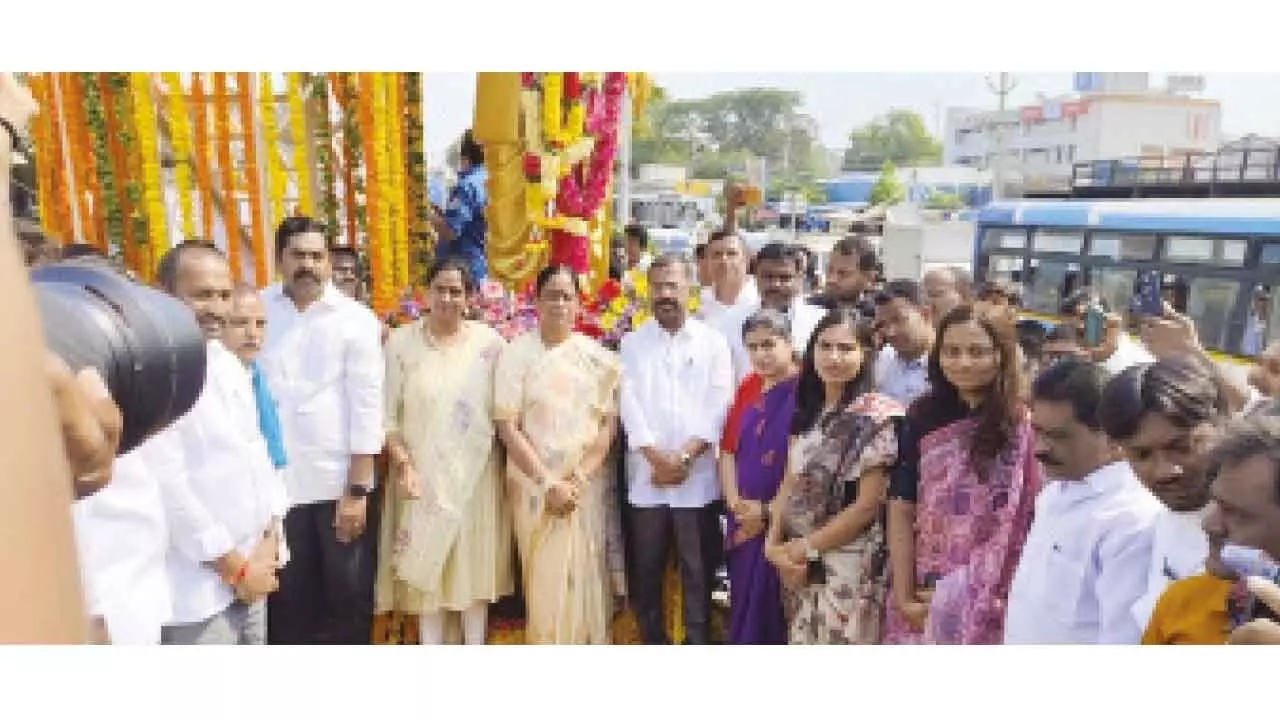 Surekha says Phule was a great leader who stood for equality