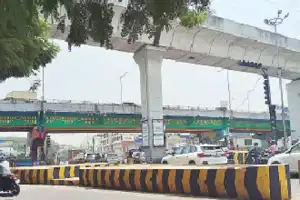 Tarnaka Junction Becomes a Nightmare for Commuters