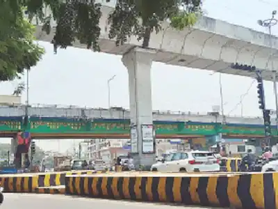Tarnaka Junction Becomes a Nightmare for Commuters