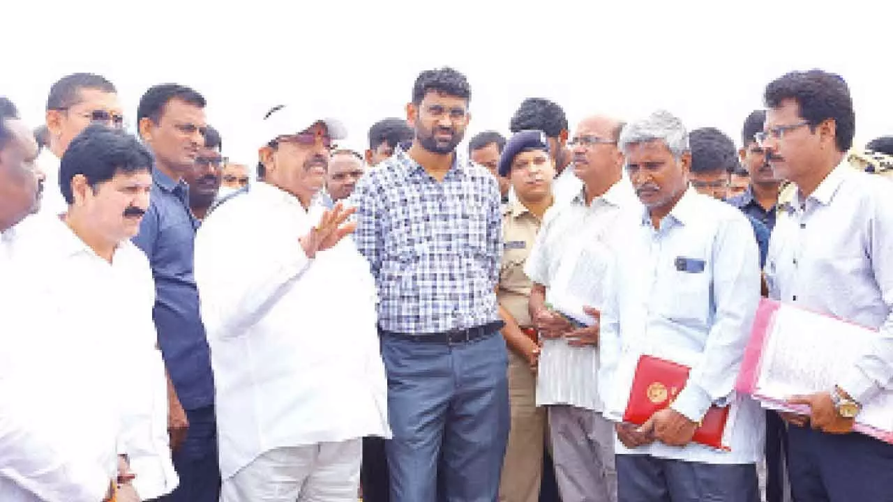 Tummala calls for urgent work on embankment repairs