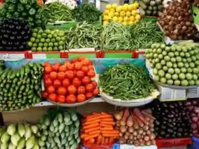 Vegetable traders shut shops as customers turn to smaller markets