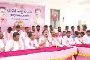 Vinay Bhaskar says no one can match KCR