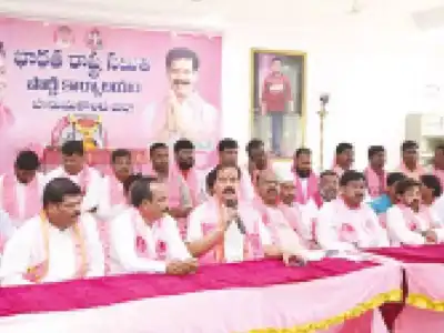 Vinay Bhaskar says no one can match KCR