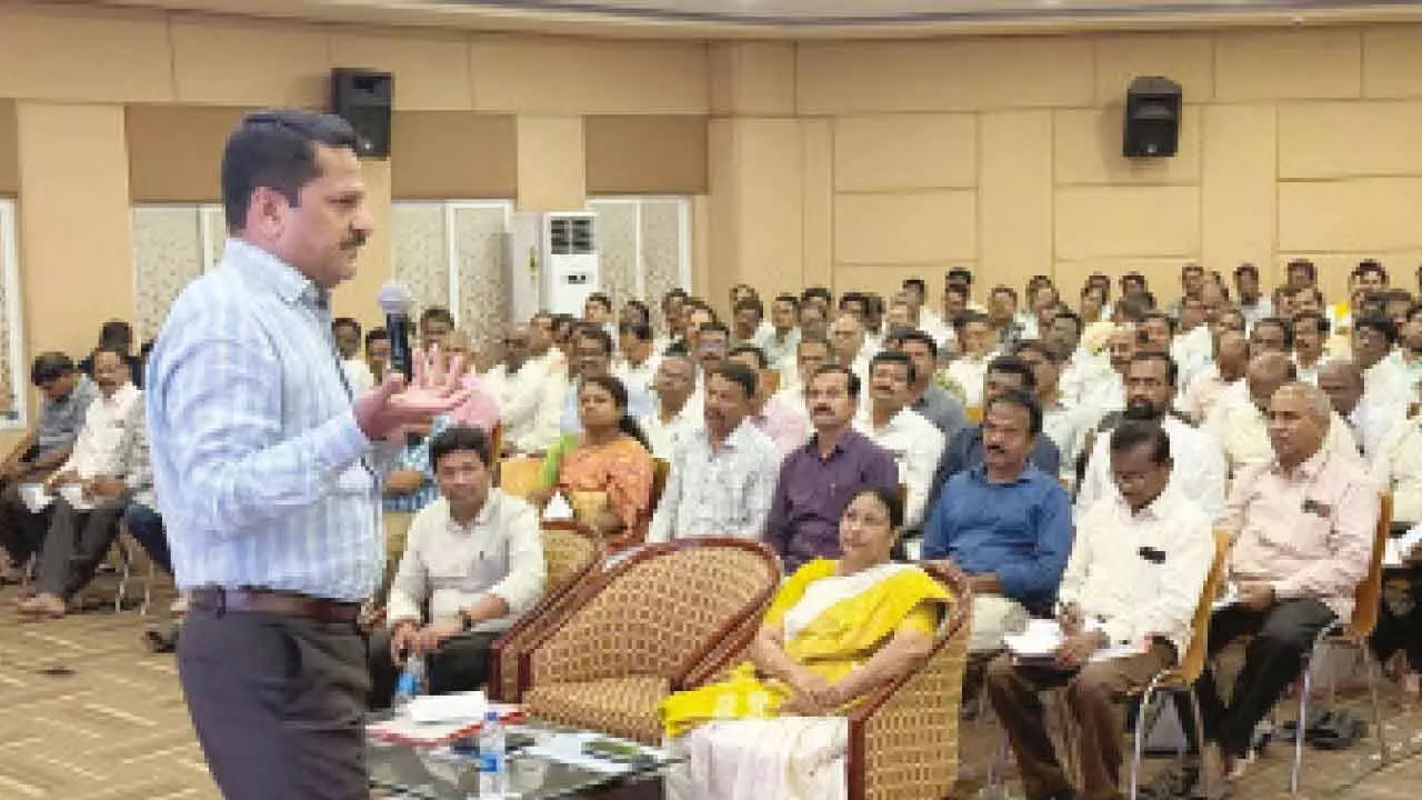 3-day training for MEOs starts in State