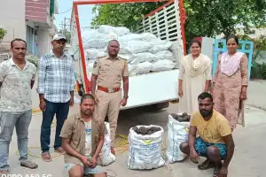 42.50 quintals of black jaggery confiscated