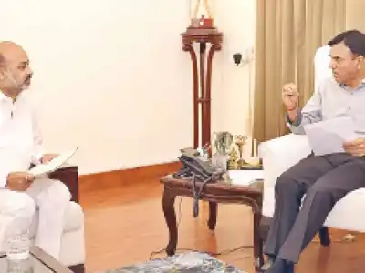 Bandi Sanjay asks for central funds to develop Karimnagar