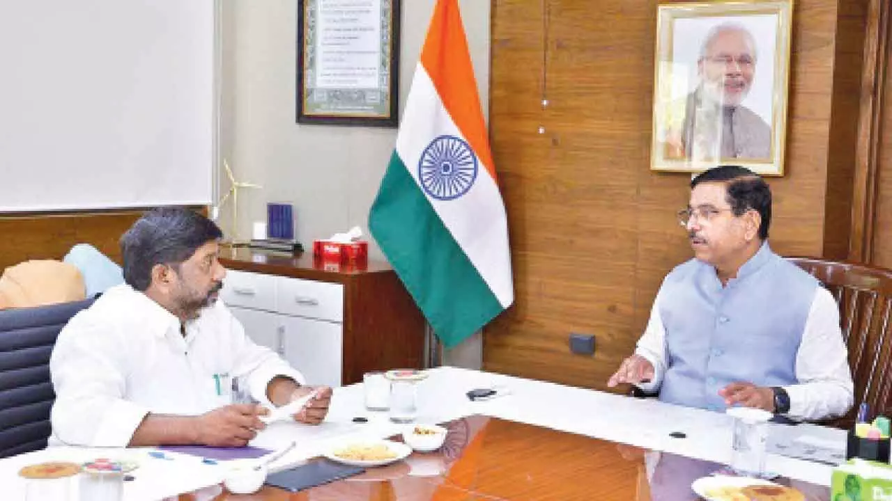 Bhatti asks government to set up 4,000 MW of solar power under PM-KUSUM scheme