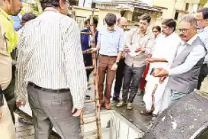 Bhatti visits Bengaluru to review underground cable system