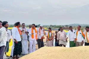 BJP Leader Ram Anjaneyulu Points Out Problems at Kondapuram Rice Center