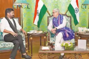 Chief Minister updates Governor on state’s security steps