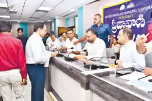 City office gets 173 applications in Prajavani program