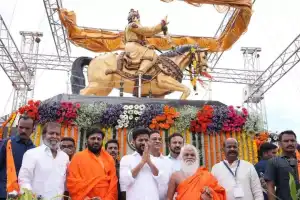 CM says will work with Centre to develop Telangana
