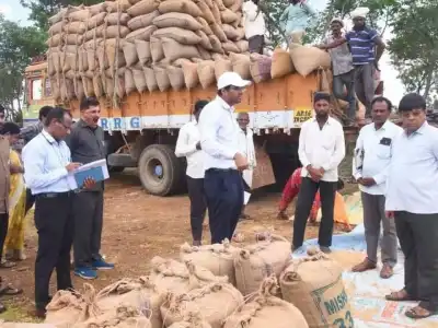 Collector Santosh Calls for Fast Paddy Transport and Safety Steps as Rain is Expected in Gadwal