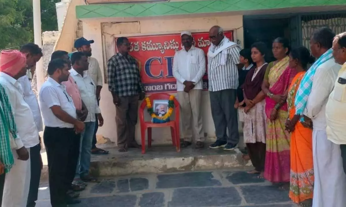 CPM Marks Karl Marx’s 207th Birthday, Urges Unity in His Ideals