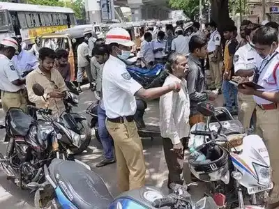 Cyberabad Traffic Police Start Drive to Stop Wrong-Side Driving