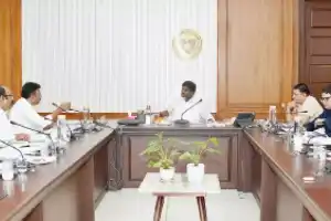Deputy CM tells officials to open electrical store in every district HQ