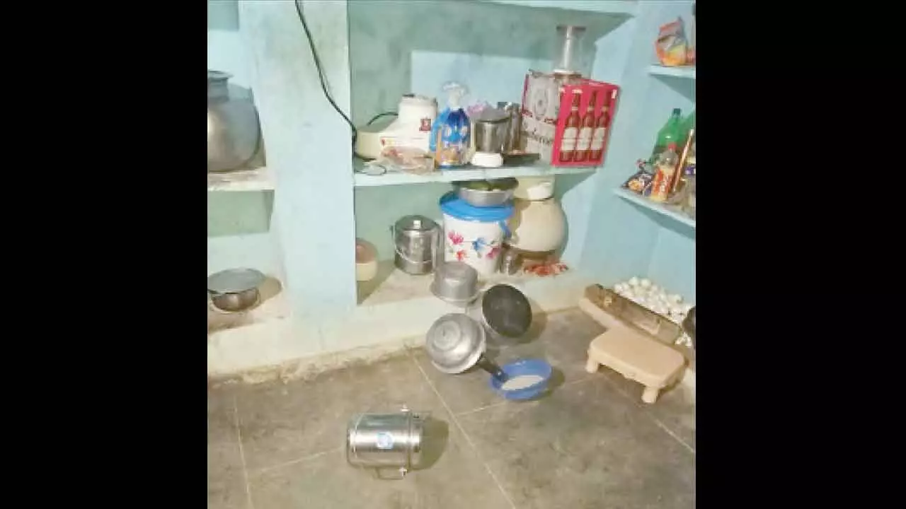 Earthquake shakes Karimnagar, causes panic