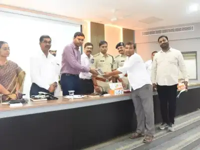 Gadwal Collector Warns Fake Seed Sellers of Strict Action