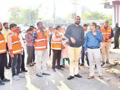 GHMC chief checks development works in Kukatpally