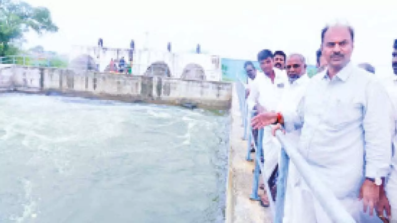 Guddemdoddi reservoir releases water