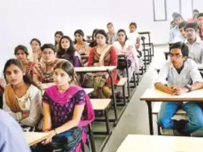High Court asks for replies to petition against summer classes in private junior colleges