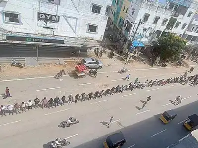Hundreds protest Waqf Act by forming human chains