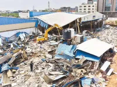 HYDRA steps up action, demolishes illegal buildings in Gachibowli