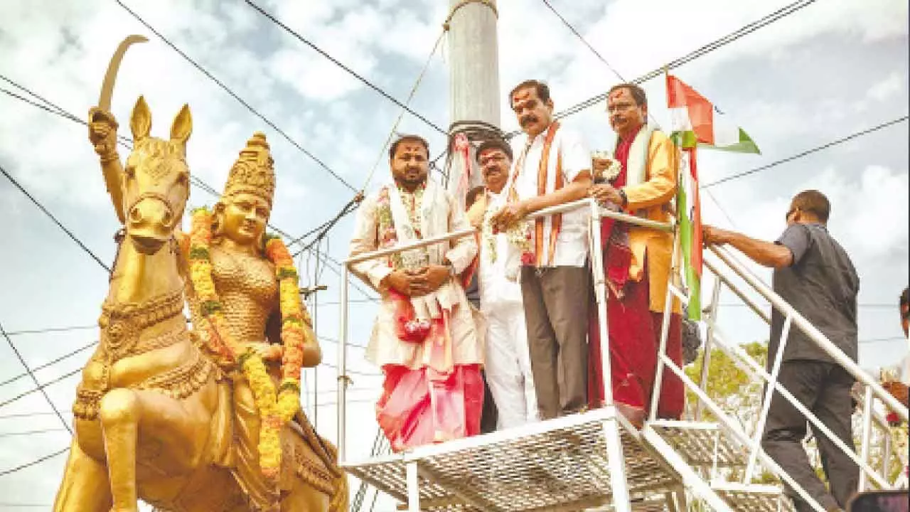 Kakatiya descendant asks for Koh-i-Noor diamond to return to India