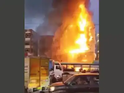 Large fire erupts in commercial building in Chandanagar
