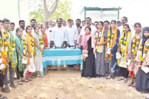 Local MLA honors top SSC students