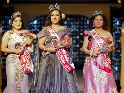 London-Based Hyderabadi Priyanka Sanduri Wins Mrs India Diva 2025 Title