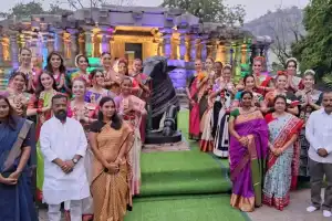 Miss World Contestants Get Warm Welcome at Ramappa Temple