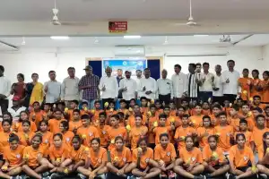 MLA says students should do well in both studies and sports