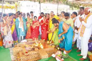 MP and MLA join idol installation ceremony