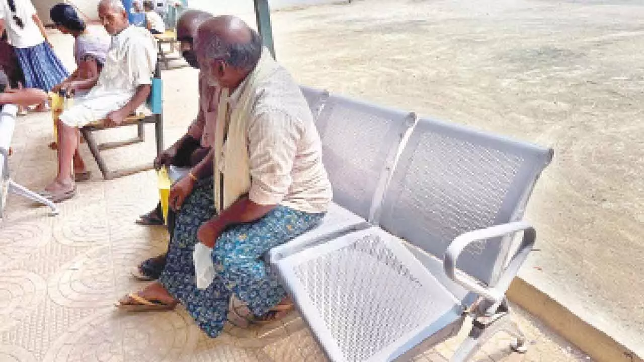 Nagarkurnool: Unsafe chairs put patients at risk in government hospital