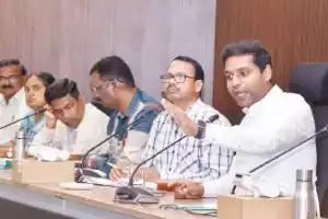 Official warns sellers not to sell fake seeds