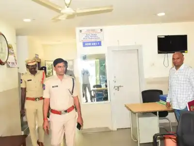 Police Chief T. Srinivasa Rao Inspects Gadwal Police Station and Gives Monsoon Safety Orders