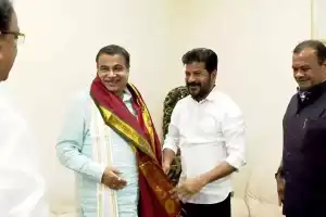 Revanth asks Gadkari for money to build roads