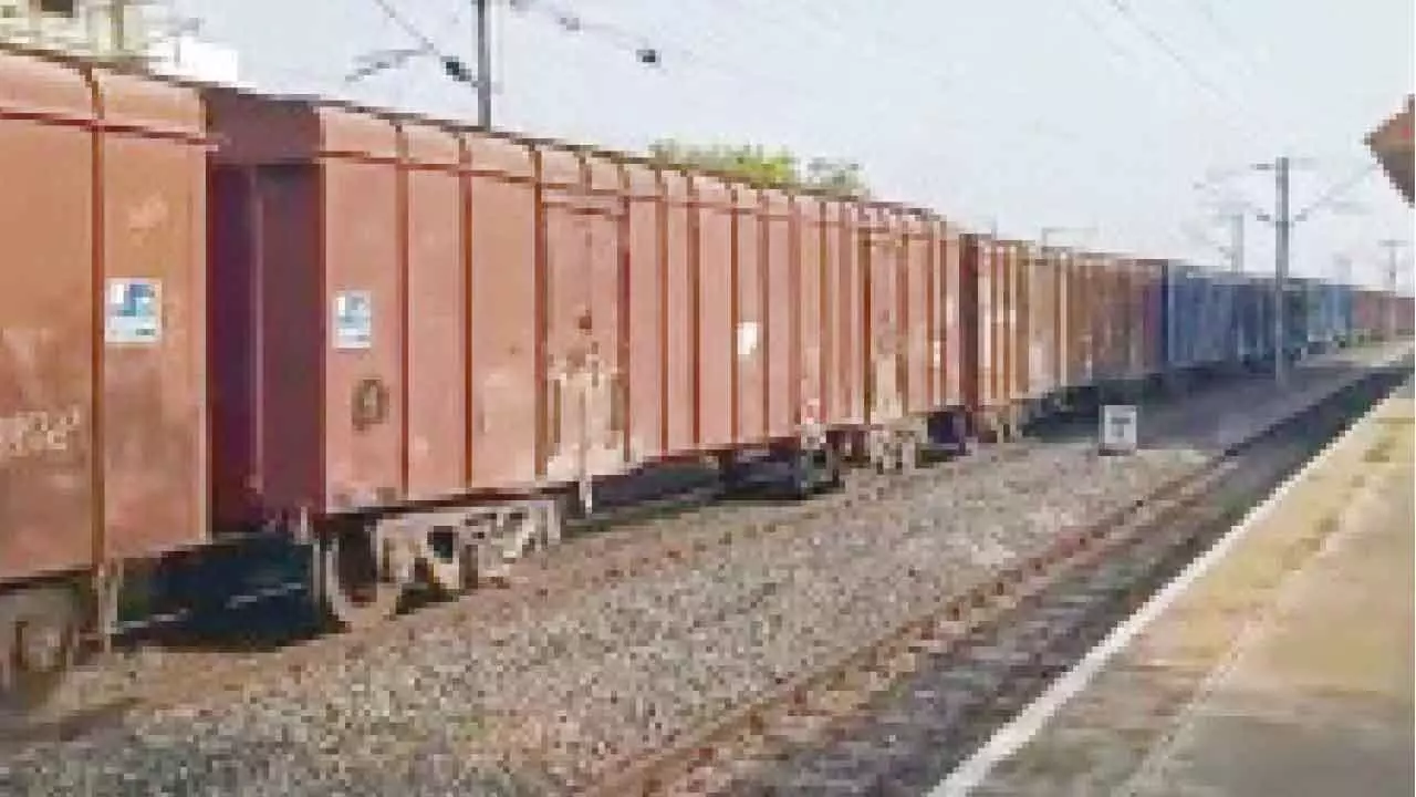 SCR sets new record in freight loading