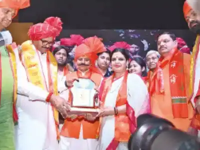 Temple activist Yamuna Pathak receives Bharat Gaurav Sanatan award