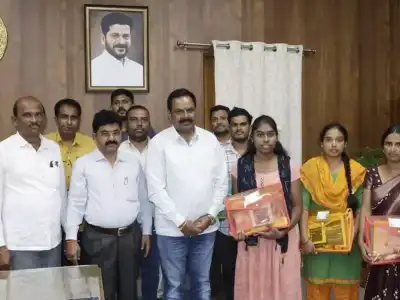 Trainee Surveyors Get Kits from Official Lakshmi Narayana in Gadwal
