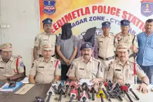 Two fake Naxals caught for trying to extort Rs 50 lakh