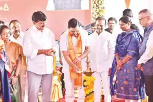 Upgraded Warangal Railway Station Features Kakatiya Art: Kavya